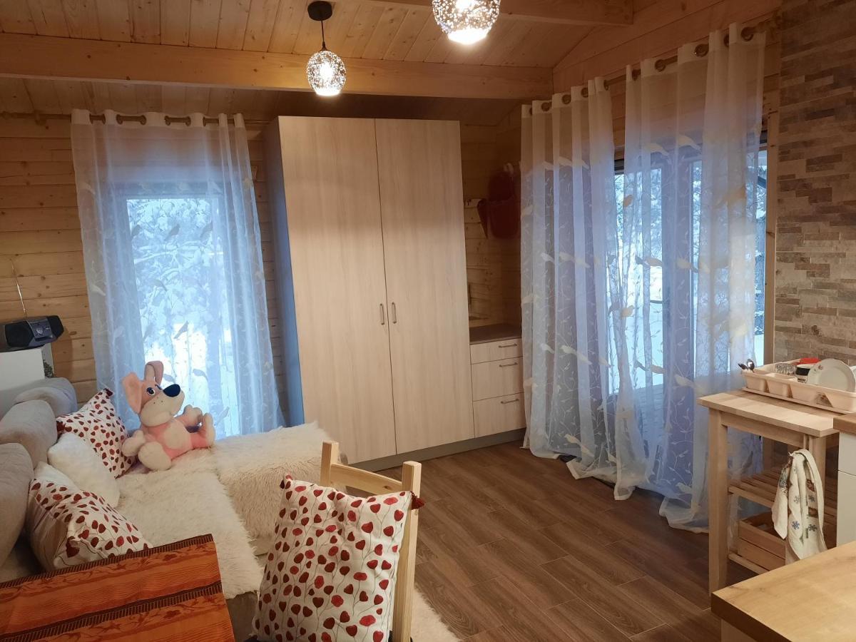 The Archers House Apartment Viktariskes